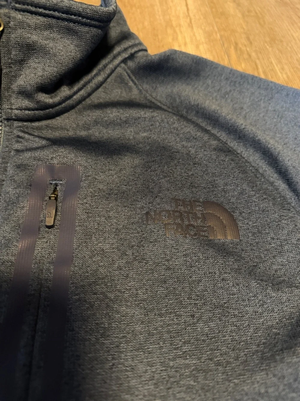 The North Face Men's Navy Half-Zip Fleece Pullover